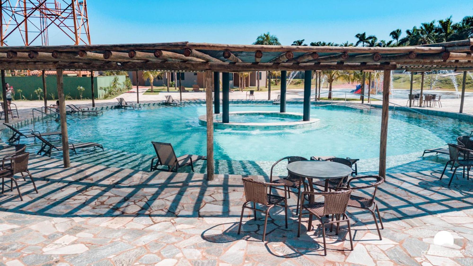 Grandes Lagos Resorts E Parque Aquatico Santa Clara d'Oeste Exterior foto
