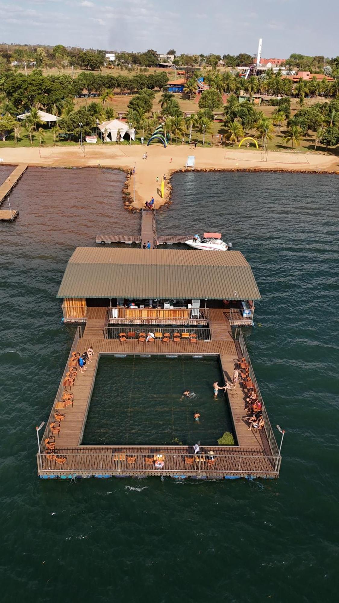 Grandes Lagos Resorts E Parque Aquatico Santa Clara d'Oeste Exterior foto