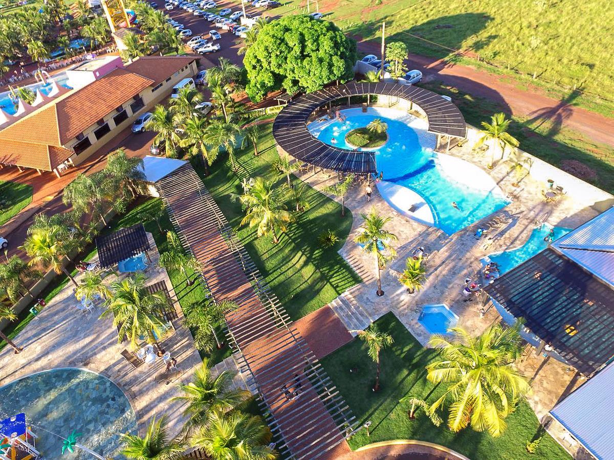 Grandes Lagos Resorts E Parque Aquatico Santa Clara d'Oeste Exterior foto